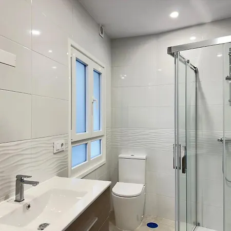 4 Piso 2 Centro Al Lado De 4 - Homeygalicia * Vigo